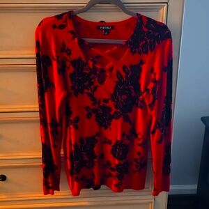 Sweater red and black.